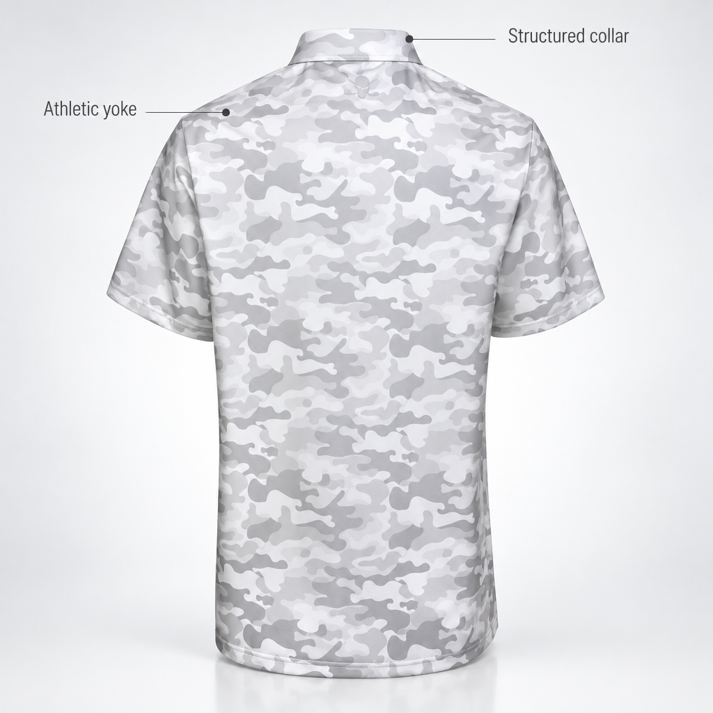 Back-view illustration of a white camouflage polo with labels pointing to the collar and shoulder yoke.